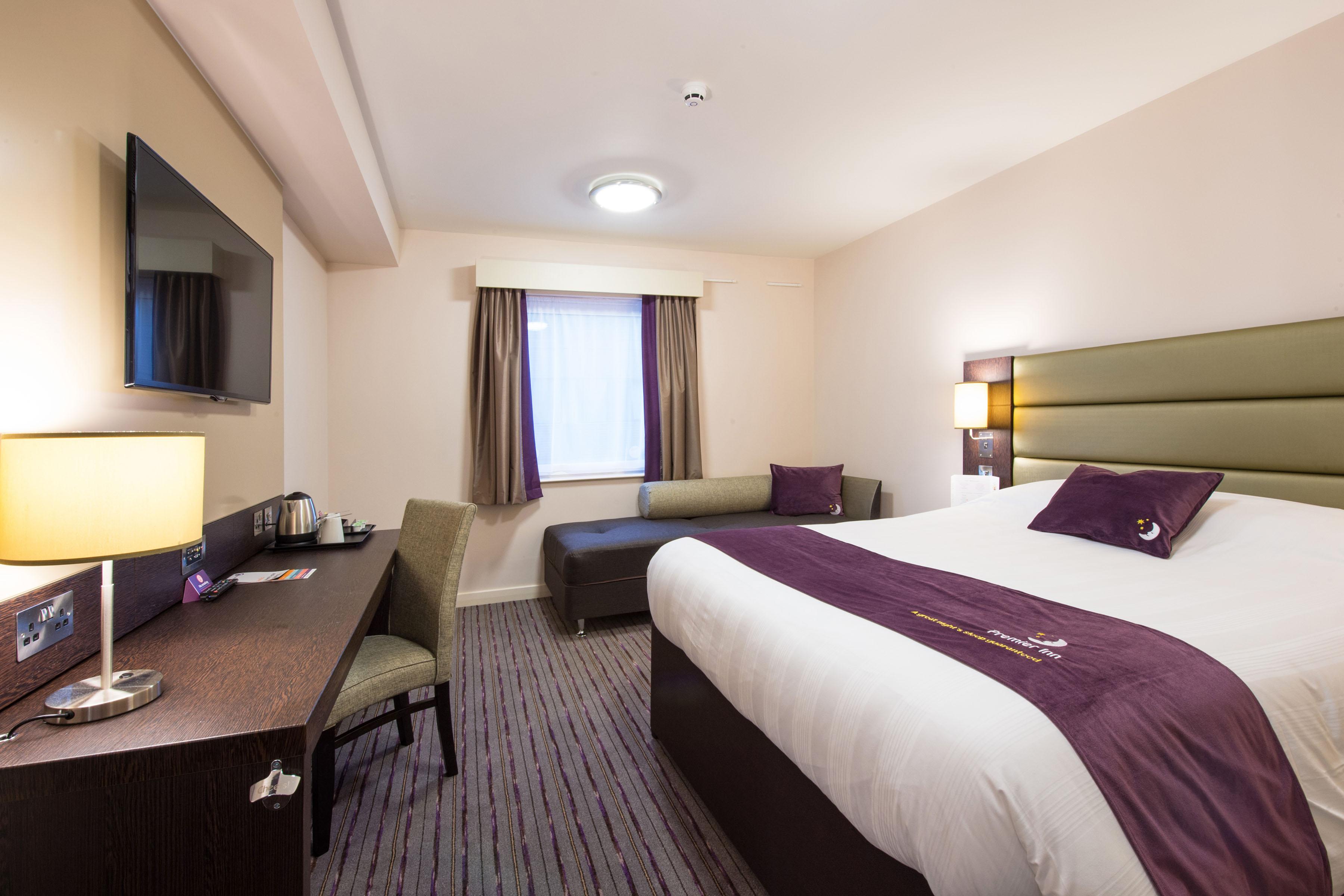 Premier Inn Maidenhead Town Centre מראה חיצוני תמונה