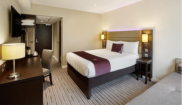 Premier Inn Maidenhead Town Centre מראה חיצוני תמונה